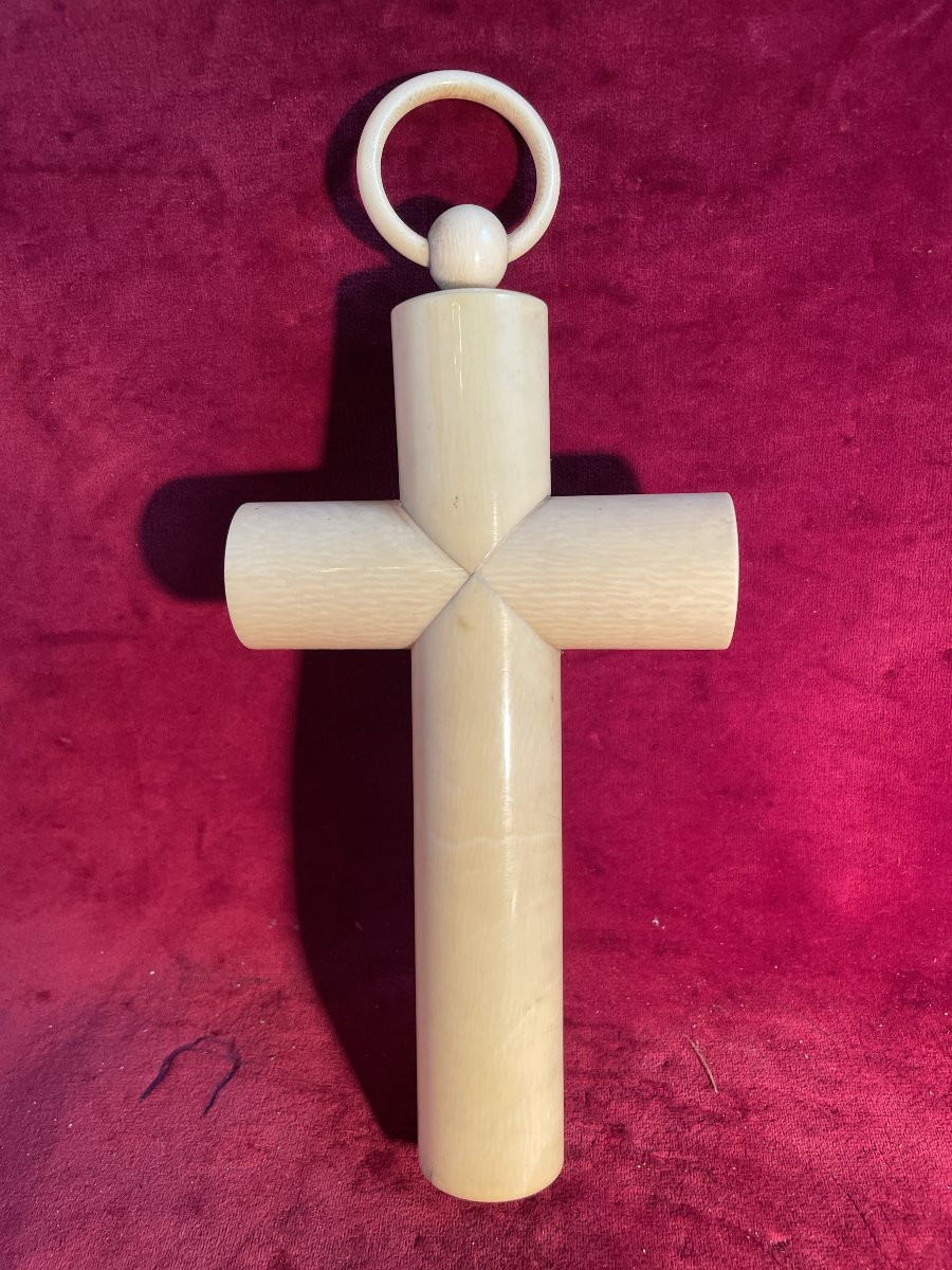 Cradle Crucifix In Its Case-photo-3