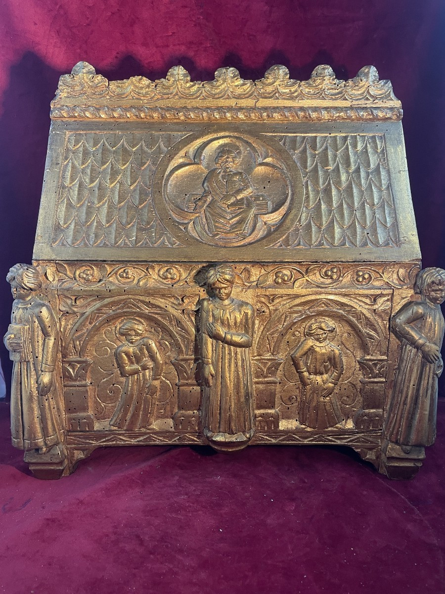 18th Century Gilded Wood Hunting Set