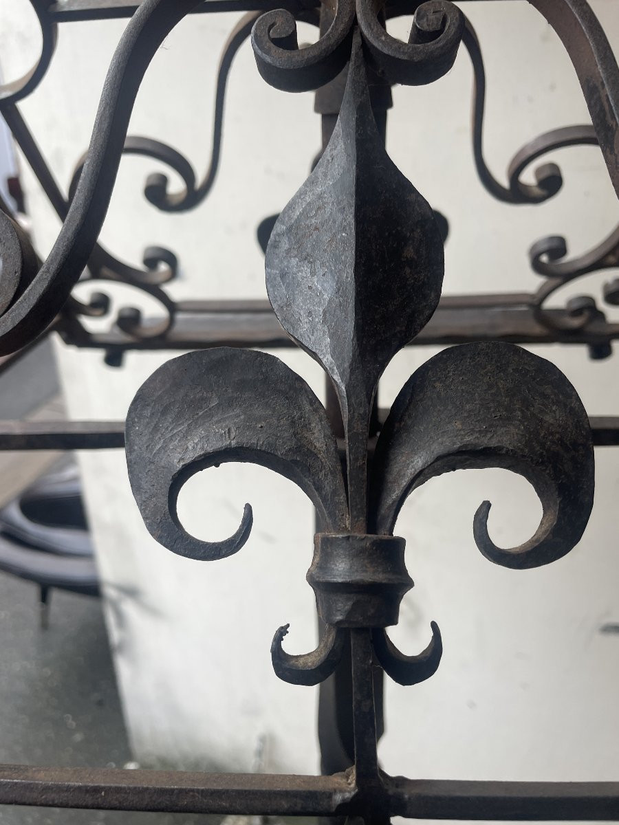 Wrought Iron Lender-photo-2