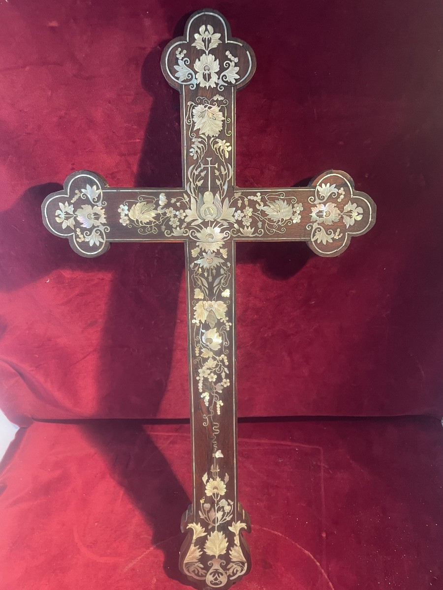 Indochinese Cross In Rosewood And Mother-of-pearl