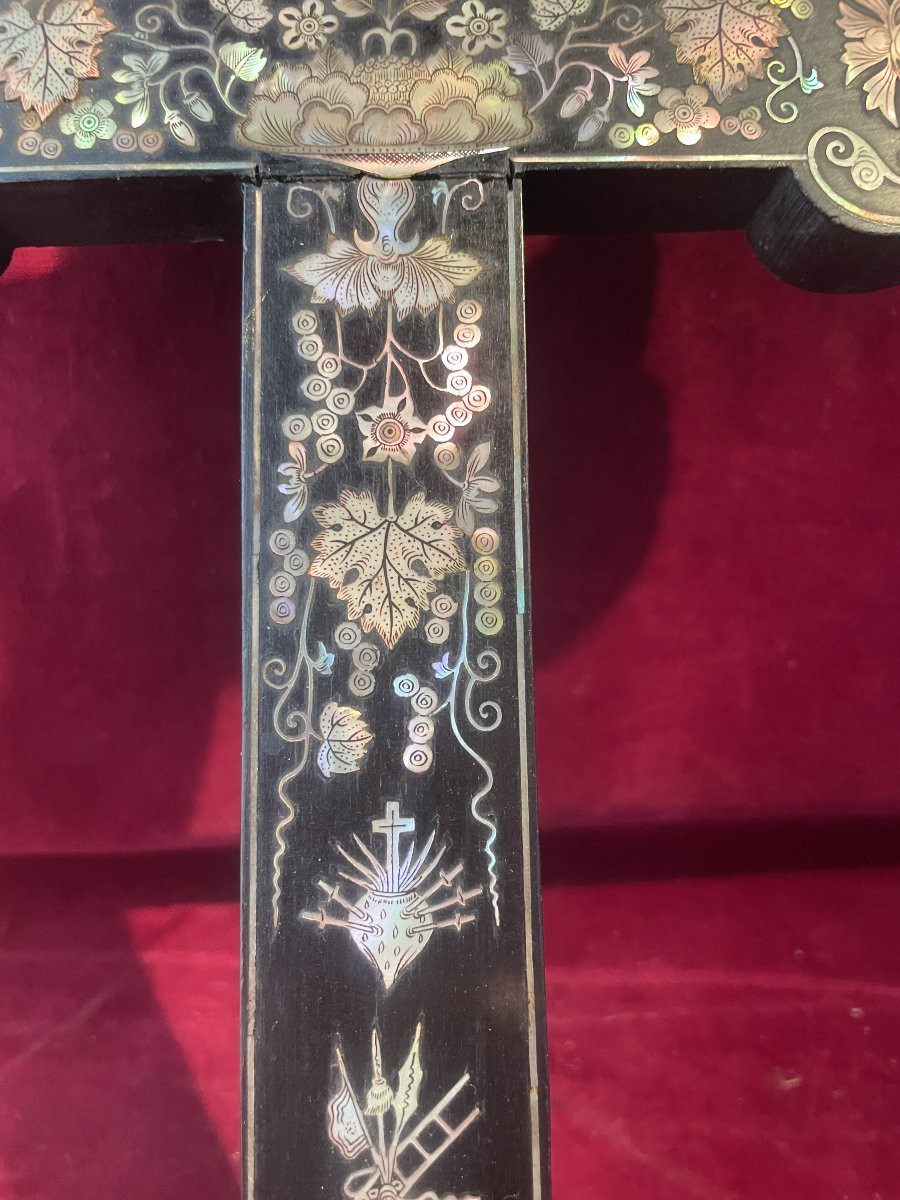 CROIX INDOCHINOISE PALISSANDRE ET NACRE-photo-1