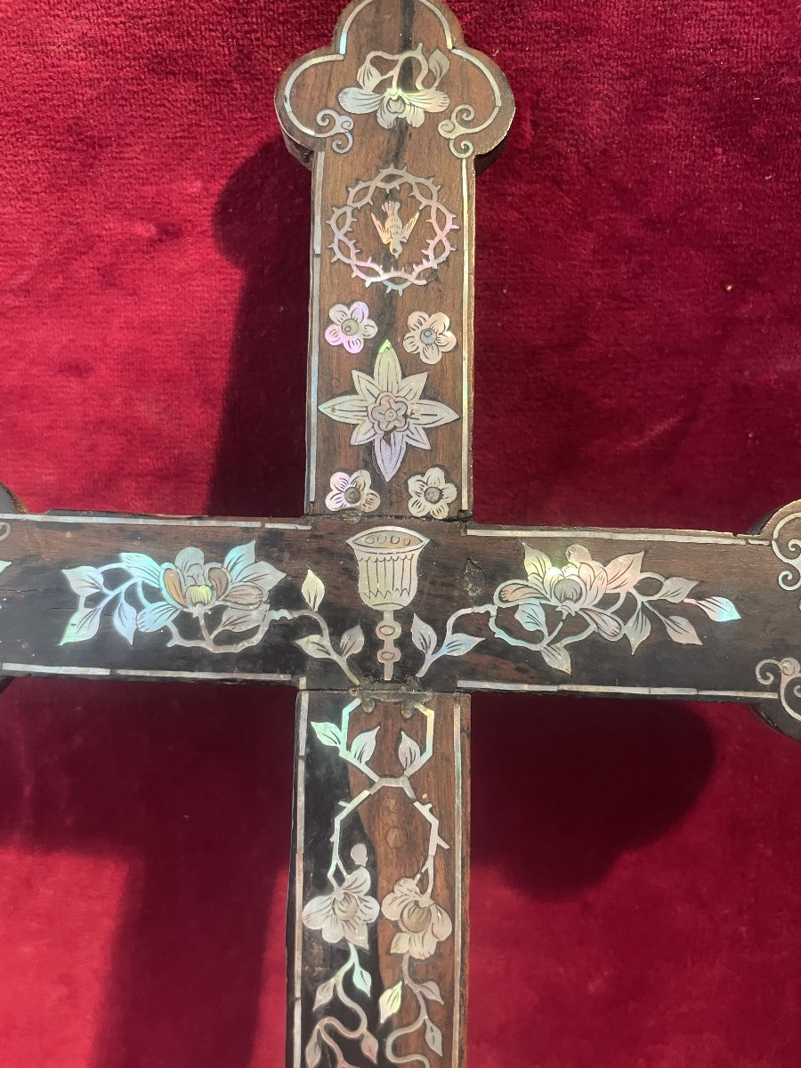 CROIX INDOCHINOISE PALISSANDRE ET NACRE-photo-2