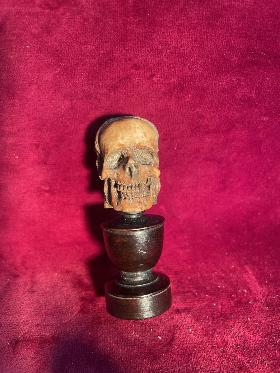 Memento Mori Double Face Of Christ Bones