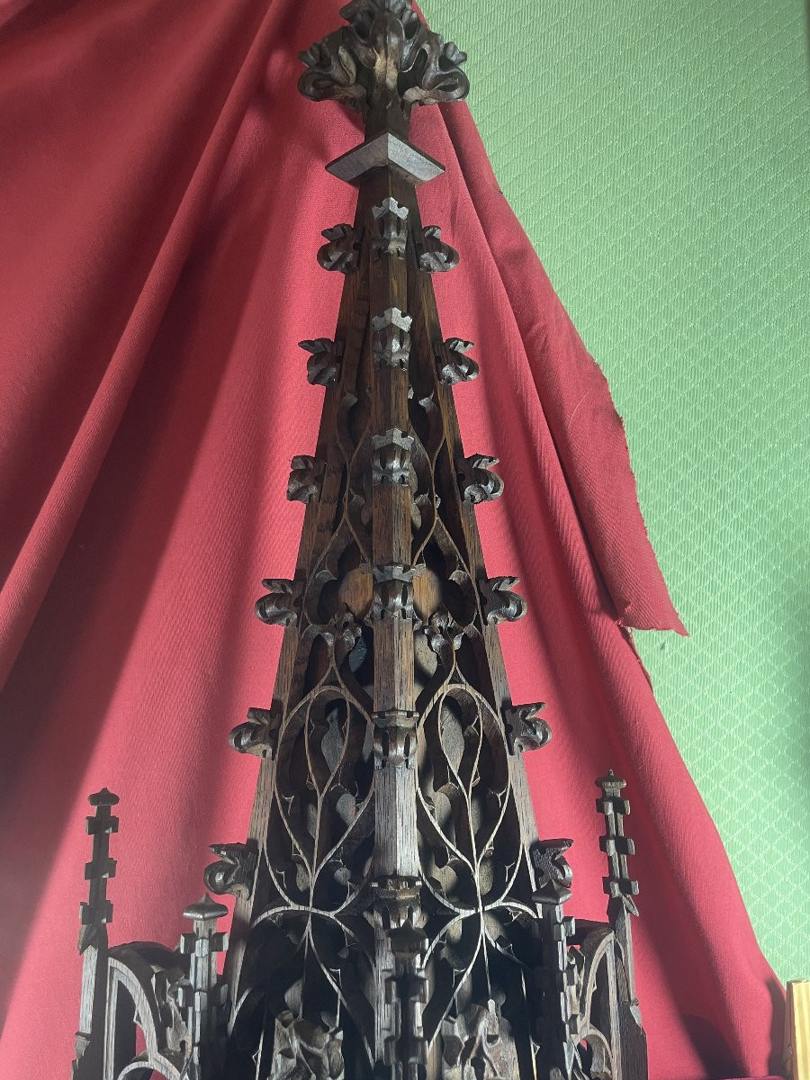 DAIS NEO GOTHIQUE EN CHENE GRAND-photo-4