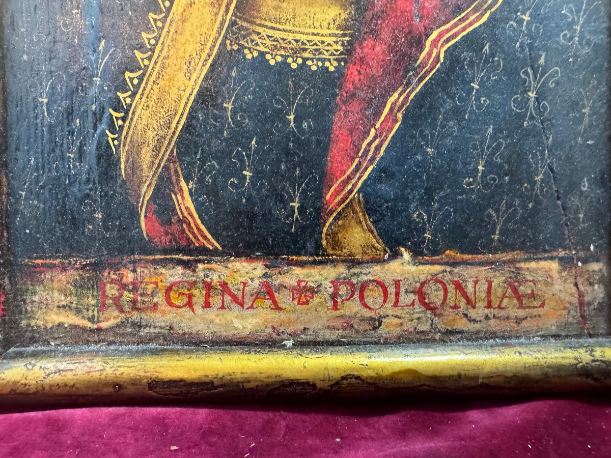 Painted Wooden Triptych: Queen Of Poland And Angels-photo-3