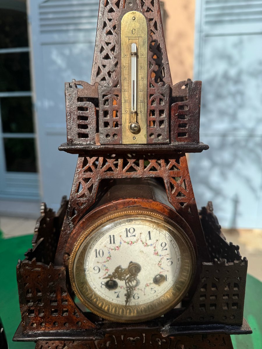 Eiffel Tower Clock, 1900 -photo-4