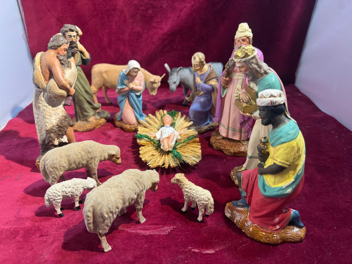 CRECHE PLATRE COLORE 