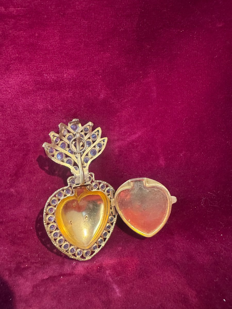 EX VOTO EN FORME DE COEUR DE MARIE-photo-3