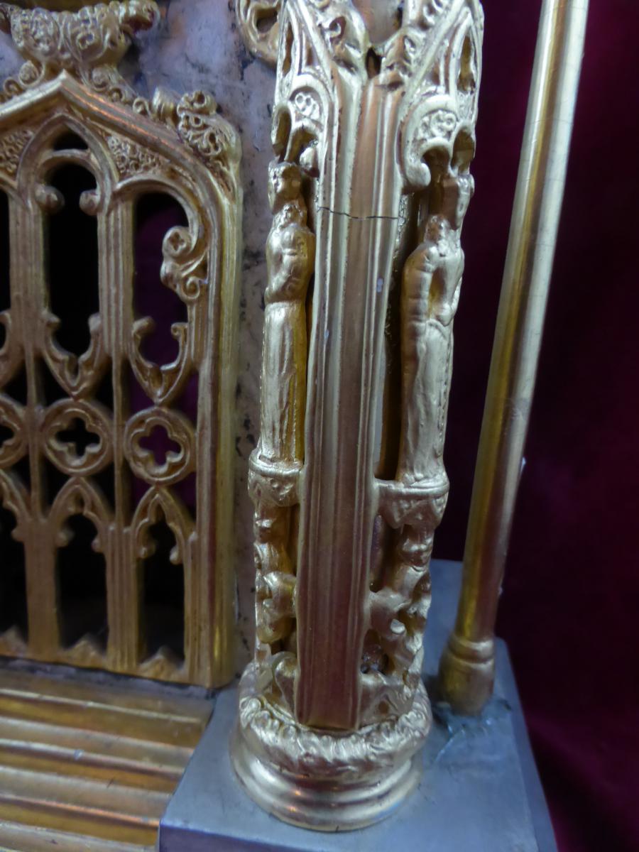Pendule Dite Cathedrale En Bois Dore-photo-1