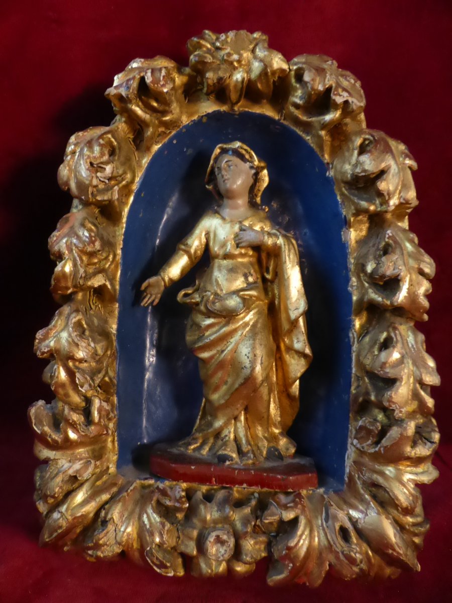 Virgin In Dore Wood In Her Oratory Bois Dore 18 Eme Siecle