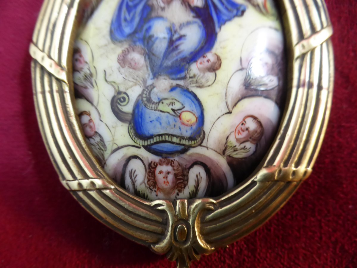 Medaillon En Email Vierge Et Angelots-photo-2