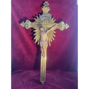 CRUCIFIX DE PROCESSION BOIS DORE 18 EME SIECLE 