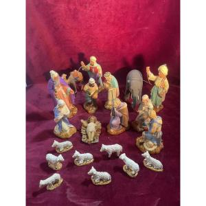 CRECHE COMPLETE PLATRE PEINT