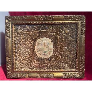 Relic Box With Embroidery  Eight Relics