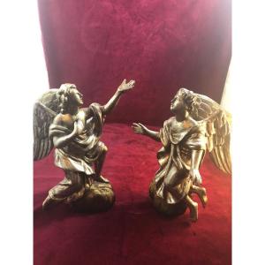 Paire D Anges En Bois Sculpte Agenouilles 