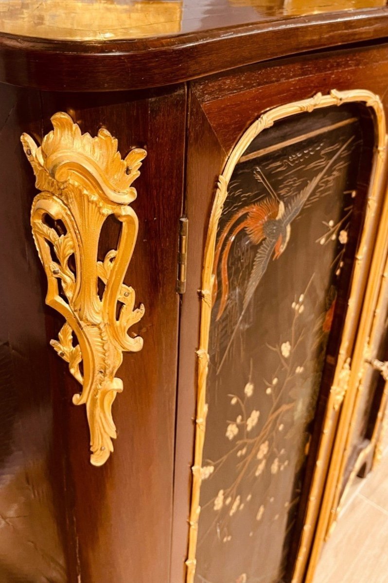 Louis XV Furniture In European Lacquer, 18th Century-photo-1