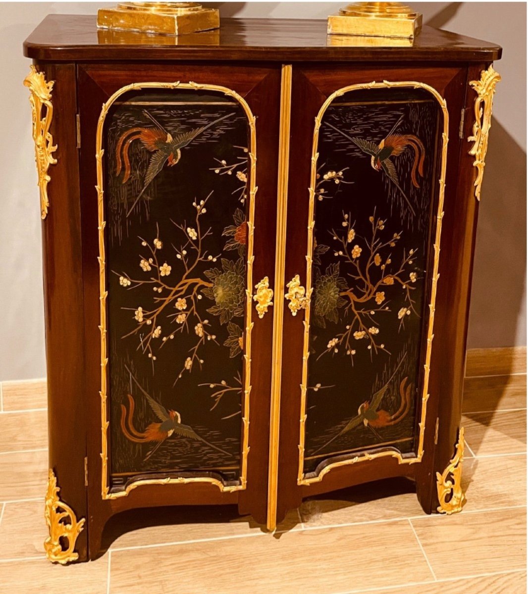 Louis XV Furniture In European Lacquer, 18th Century-photo-8