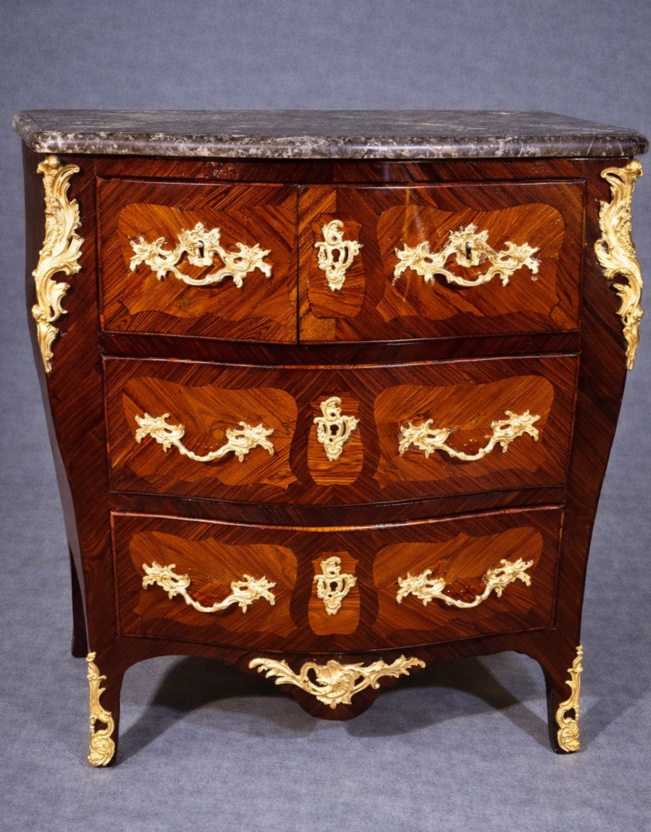 Commode Louis 15 Estampillée J. POPSEL , 18eme 