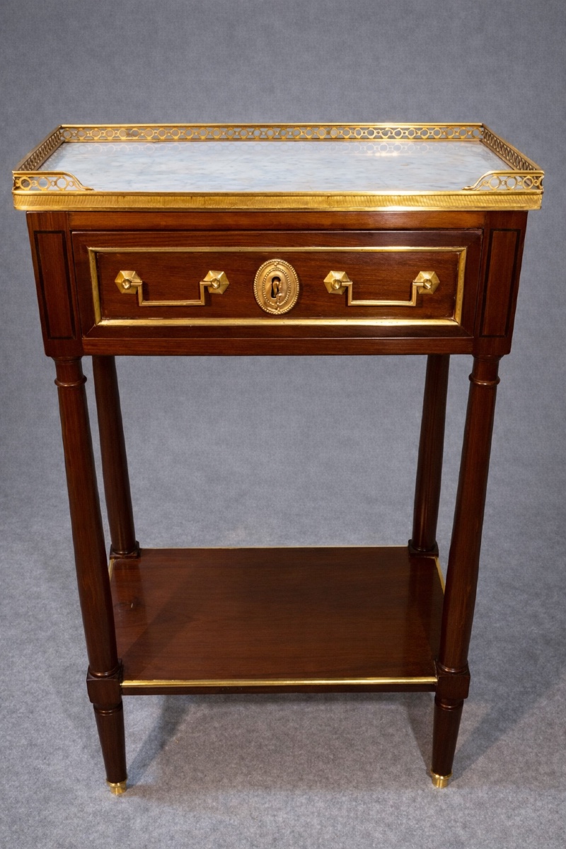 Chiffonnière Louis 16 En Acajou , époque Fin XVIIIe 