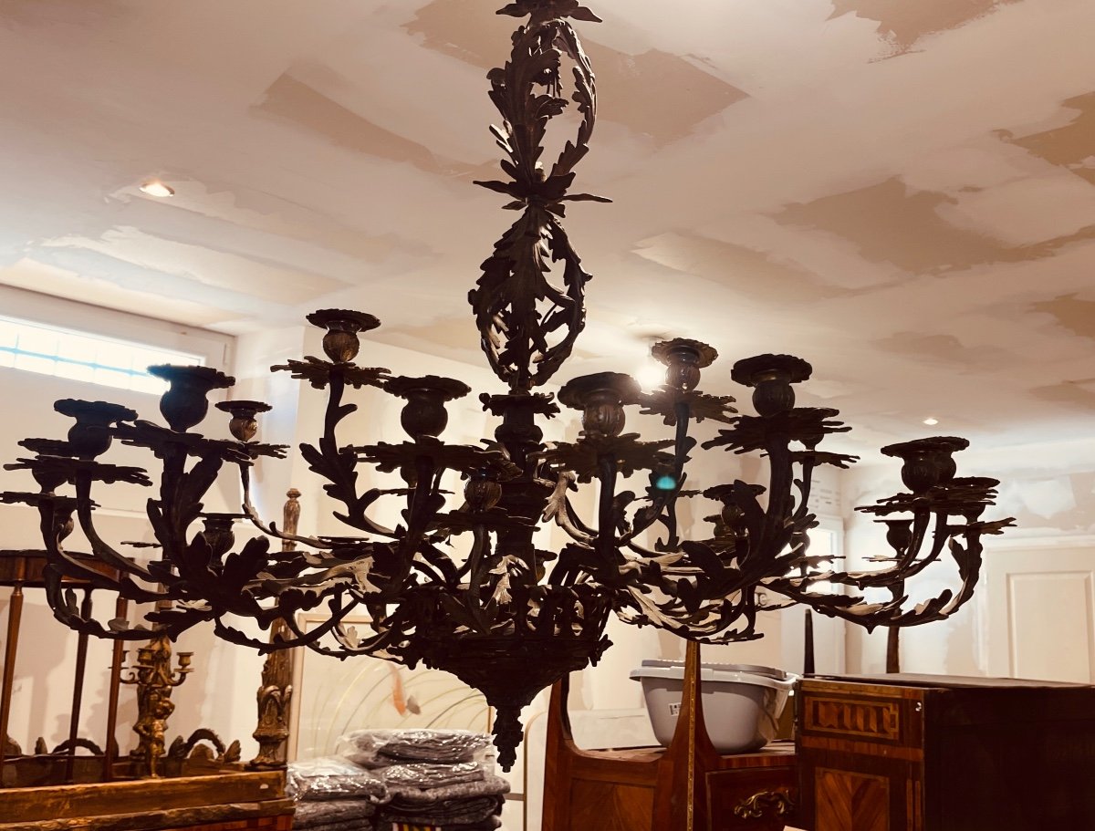 36-light Bronze Castle Chandelier, 19th Century -photo-5