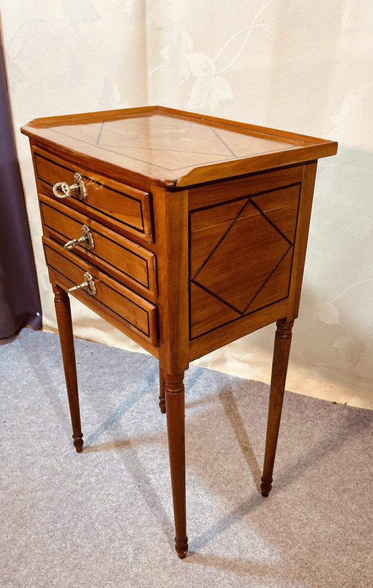 Chiffonnière  Louis 16 , La Fleur Naïve , époque XVIIIe Siècle 