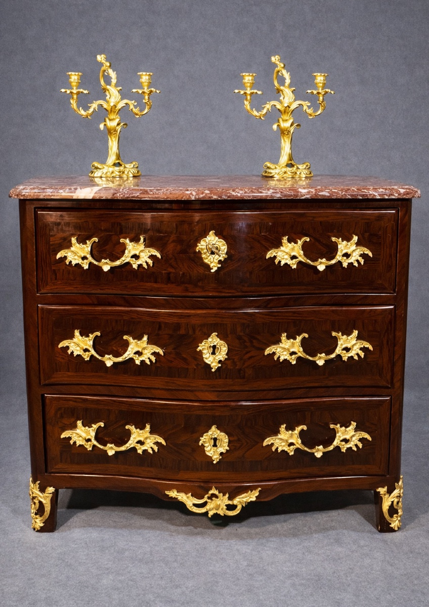 Commode Louis XV , Estampillée F. F. , époque XVIIIe 