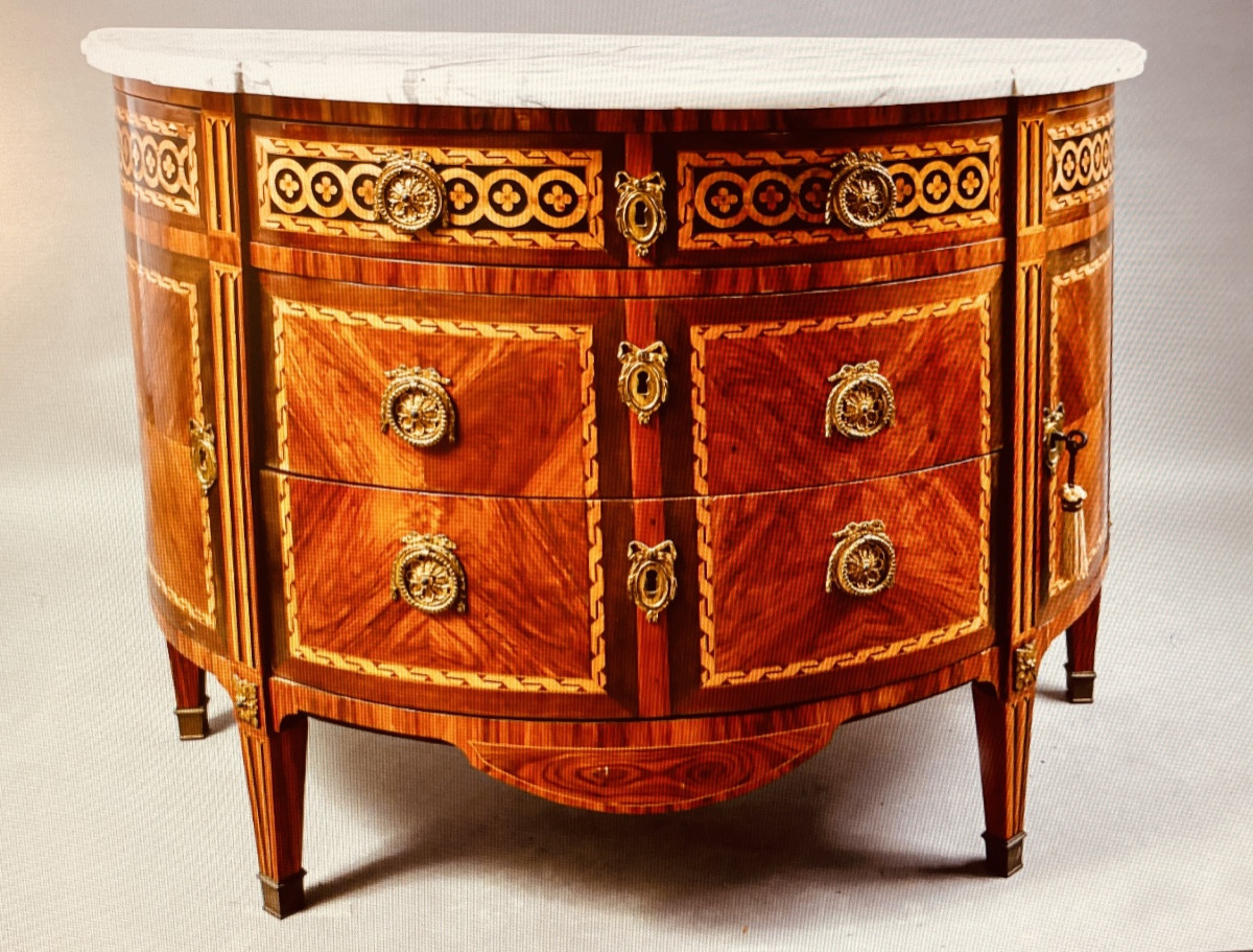 Commode Louis 16 , Estampillée J. BIRCKLE époque  XVIIIe Siècle 