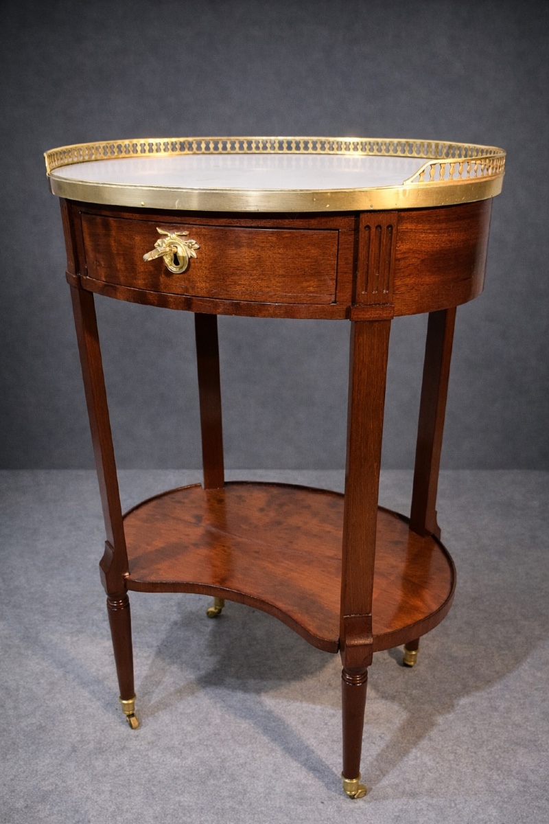 Chiffonnière Louis XVI en Acajou , Époque XVIIIe Siècle 