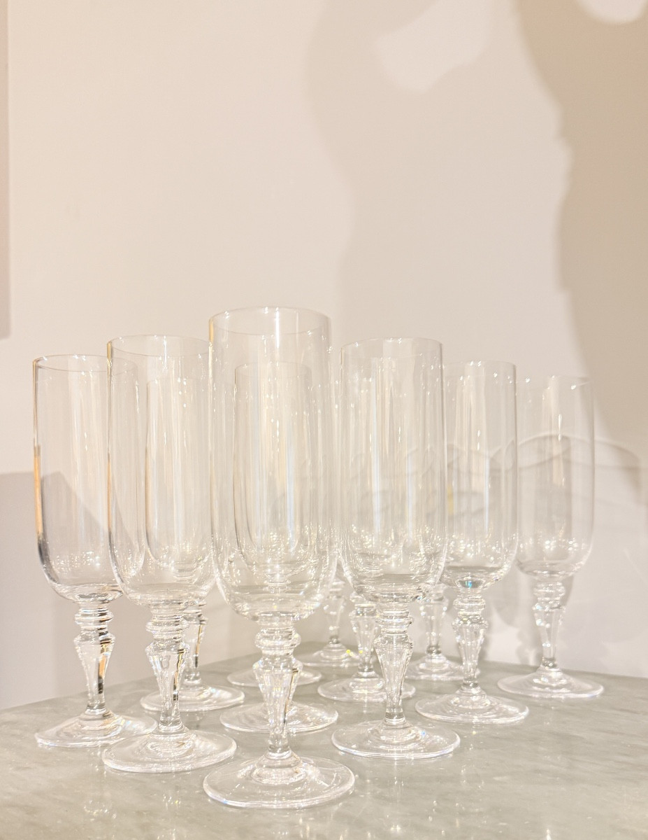 12 Flûtes à Champagne , signées Cristal SÈVRES. -photo-4
