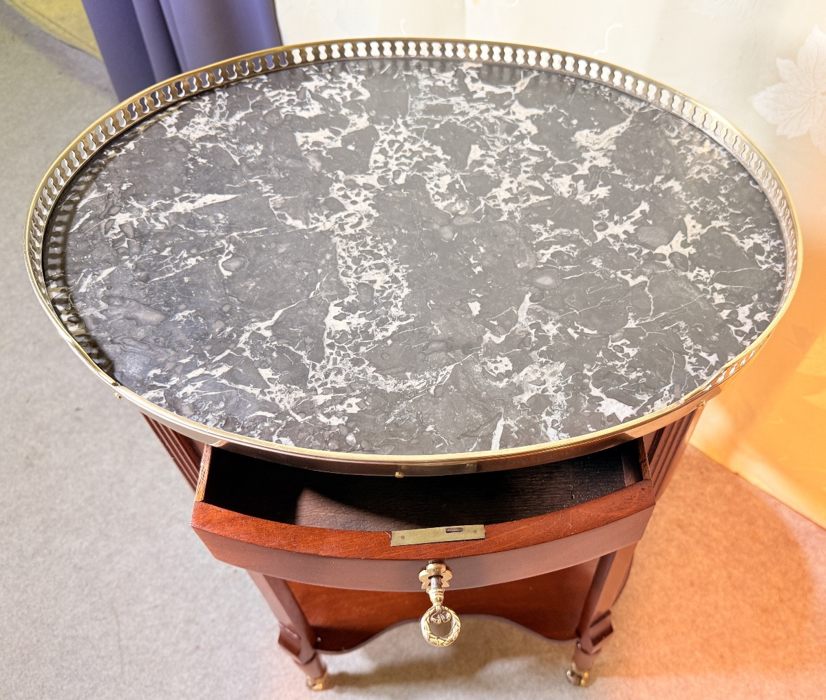 Table De Salon En Acajou , Époque XVIIIe Siècle -photo-4