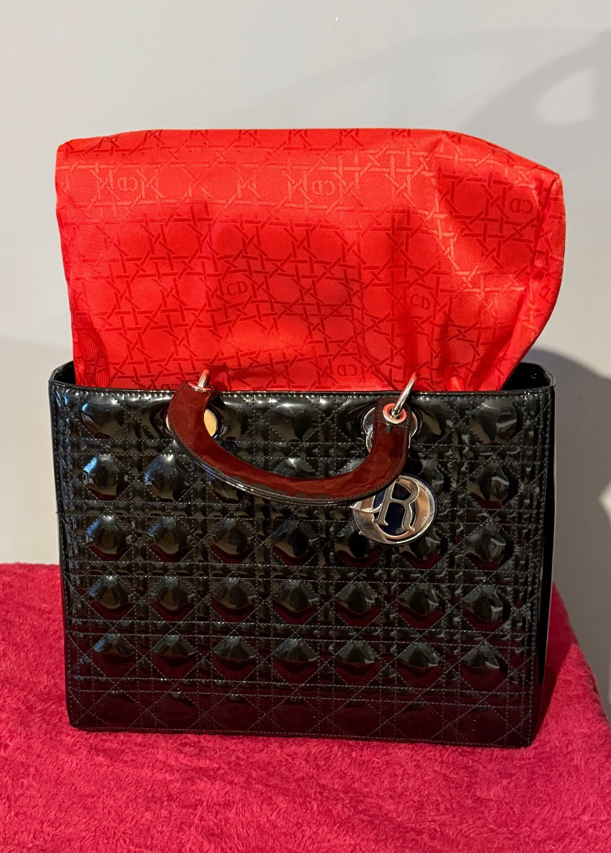Lady Dior Bag In Black Patent Leather -photo-3
