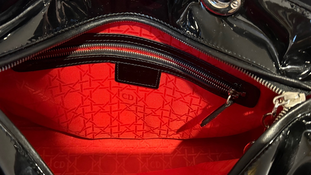 Lady Dior Bag In Black Patent Leather -photo-4