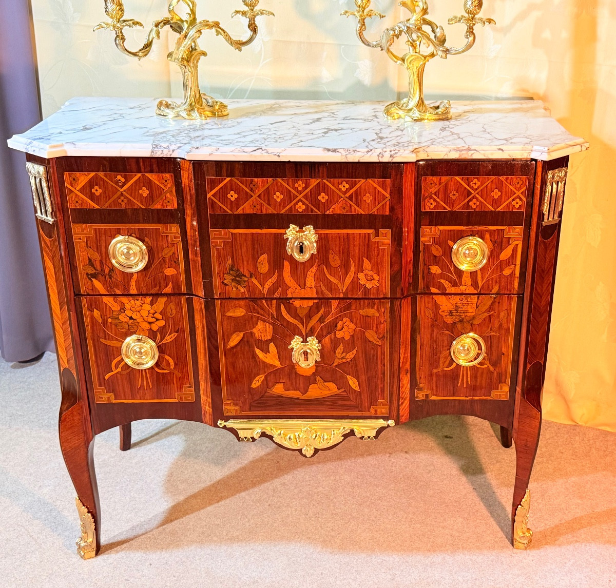 Transitional Marquetry Chest Of Drawers, 18th Century -photo-6