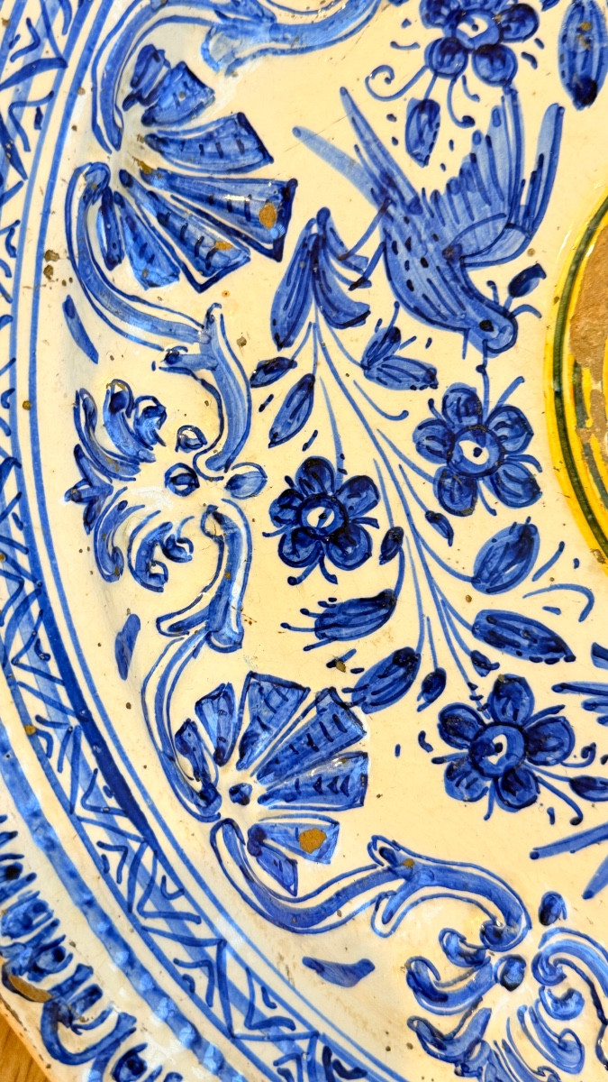 Plat XVIIe en Faïence De Moustiers , Diamètre 45 CM -photo-7