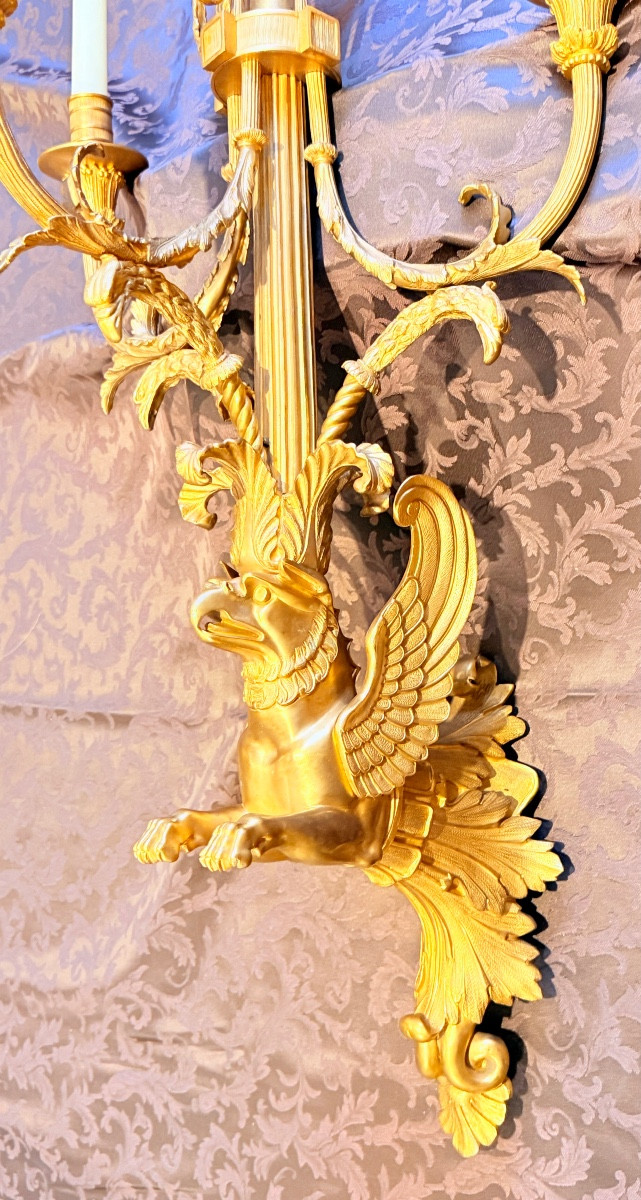 Paire d’Appliques En Bronze  aux Griffons H 85 CM -photo-1