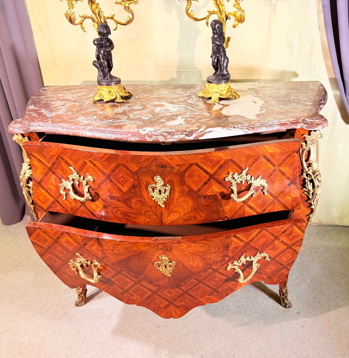 Louis XV Curved Chest Of Drawers, 18th Century -photo-4