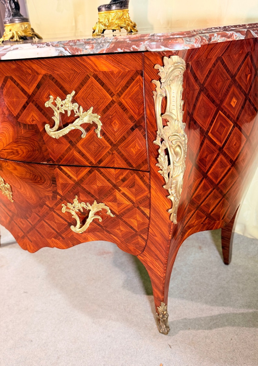 Louis XV Curved Chest Of Drawers, 18th Century -photo-8