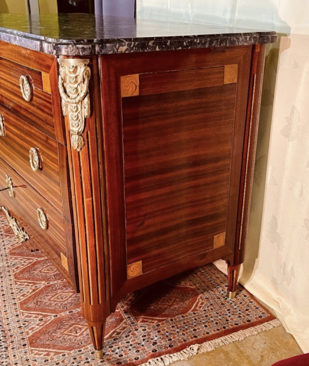 Louis XVI Commode, 18th Century -photo-2