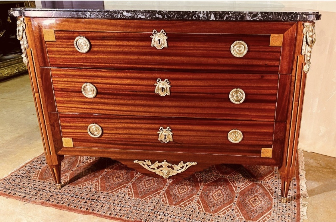 Louis XVI Commode, 18th Century -photo-7