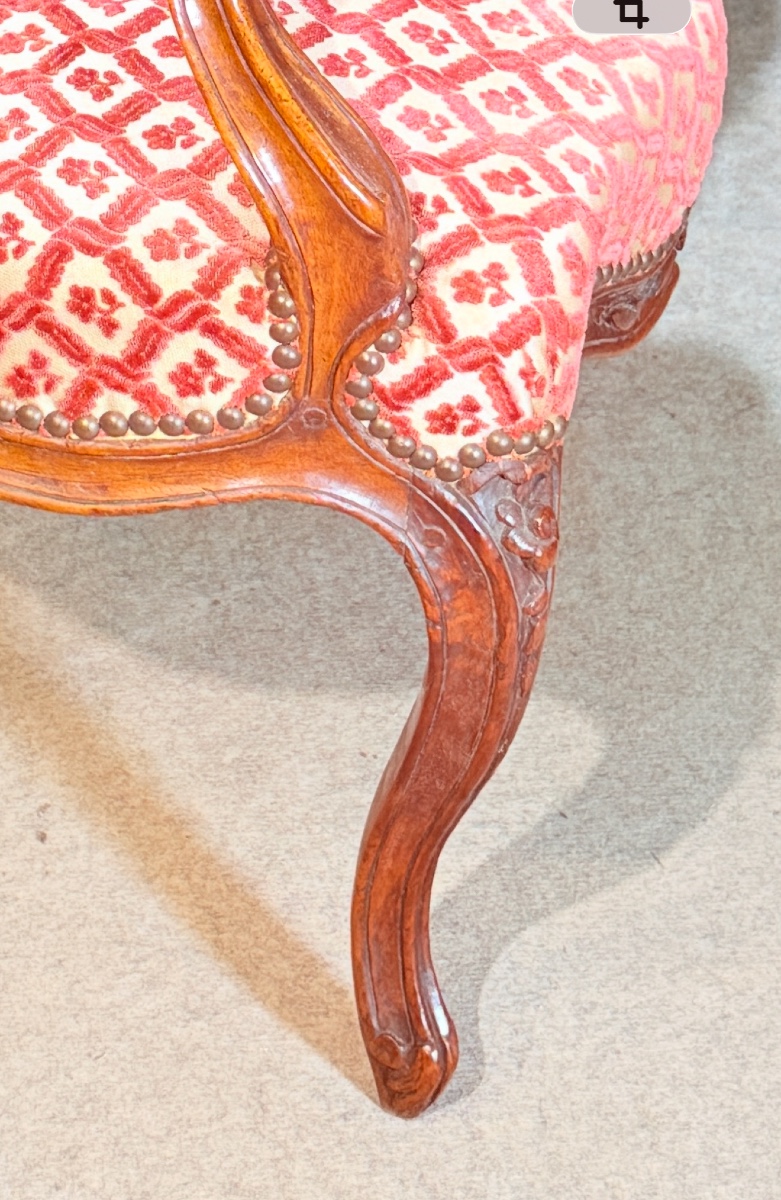 Suite de 4 Fauteuils Lyonnais , Époque Louis XV , XVIIIe Siècle -photo-2