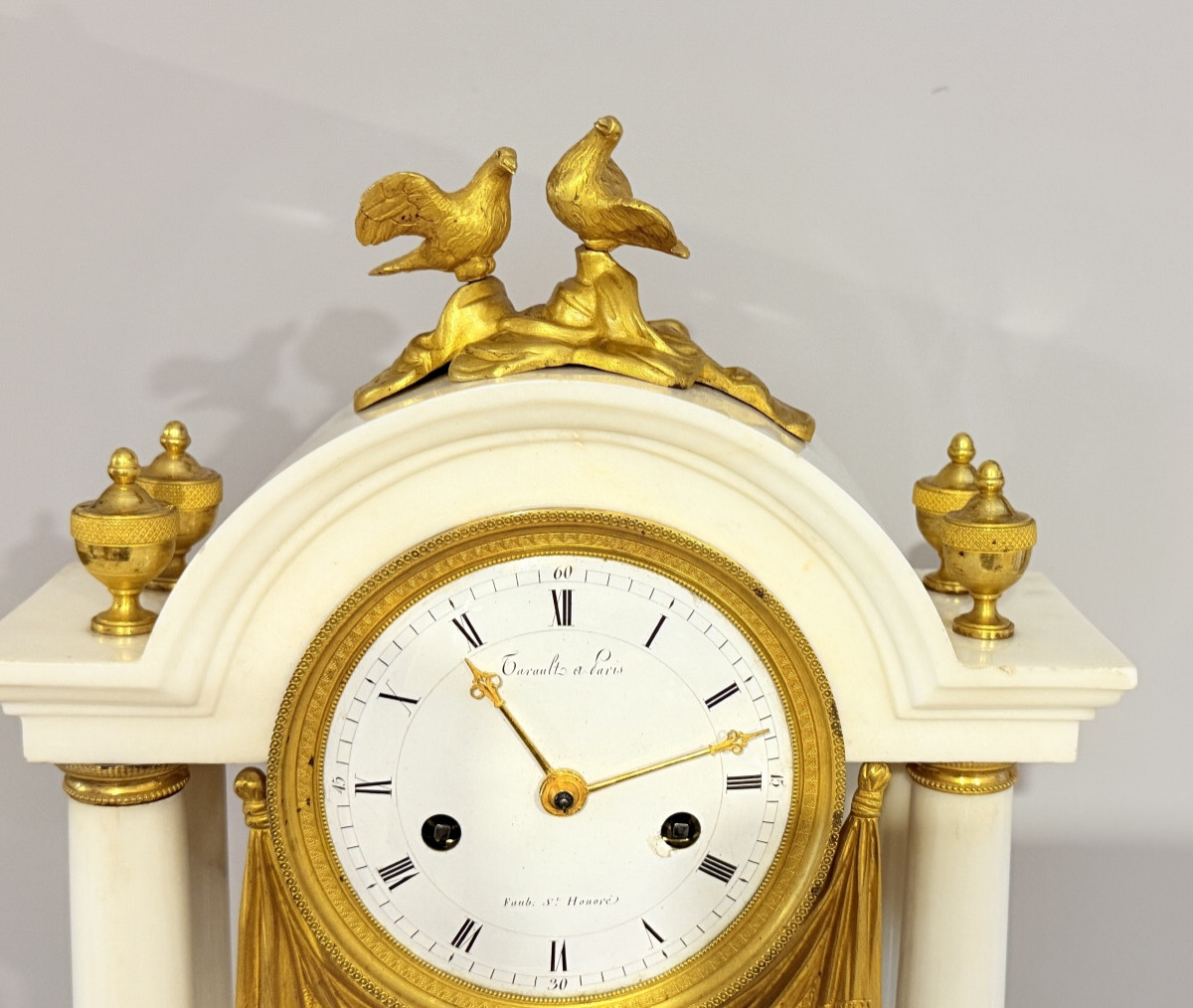 Pendule Portique en Bronze et Marbre Blanc ,  Empire  -photo-7