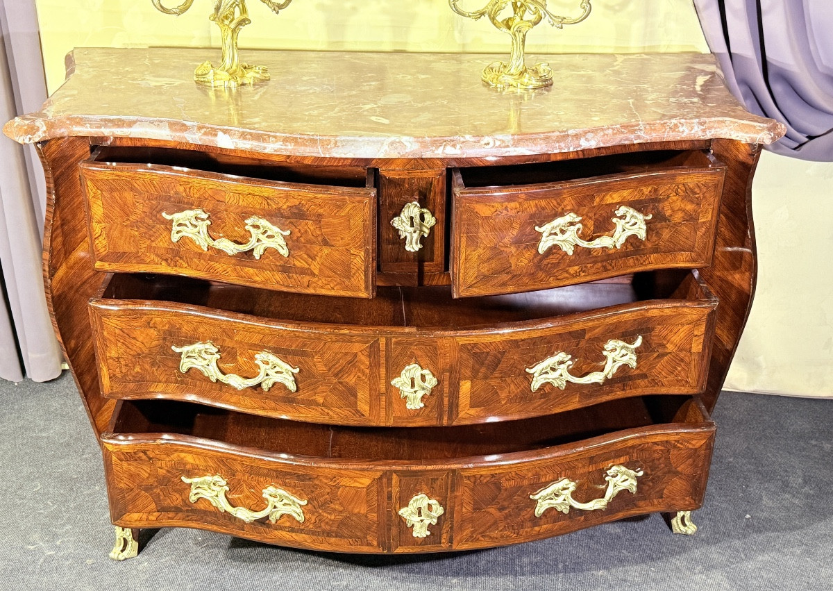 Louis XV Style Bombé Commode, 18th Century -photo-2