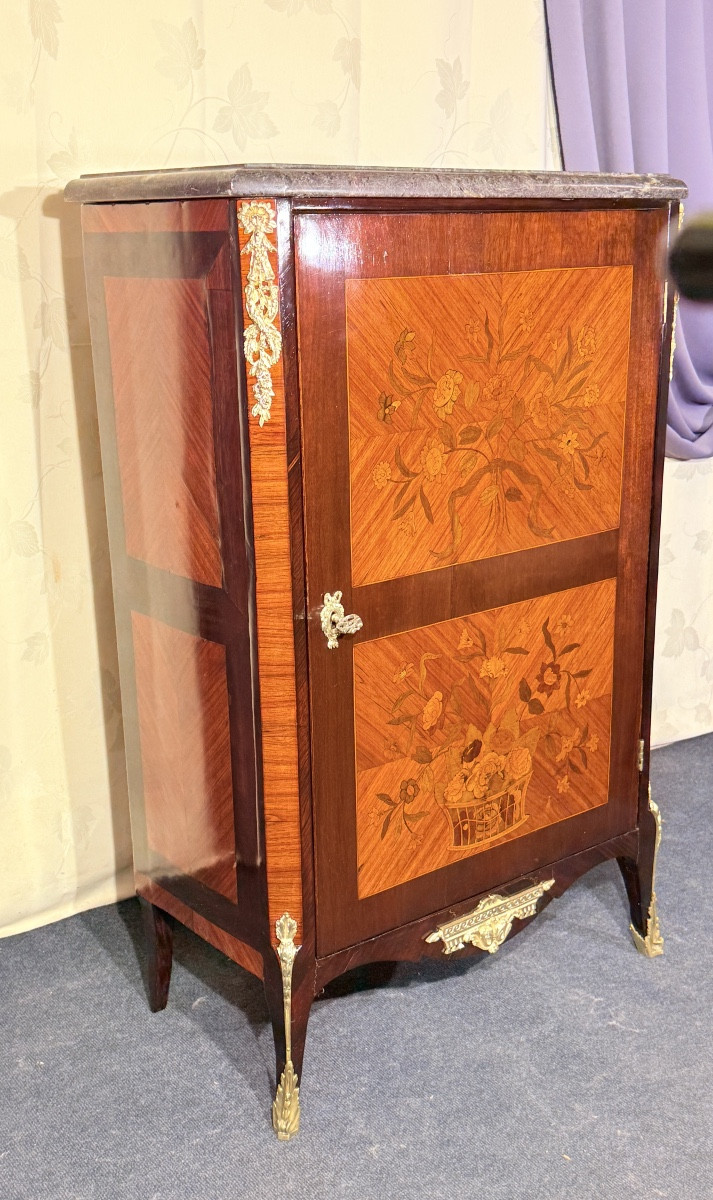 Meuble d’appui En Marqueterie Florale   , Époque XIXe Siècle 