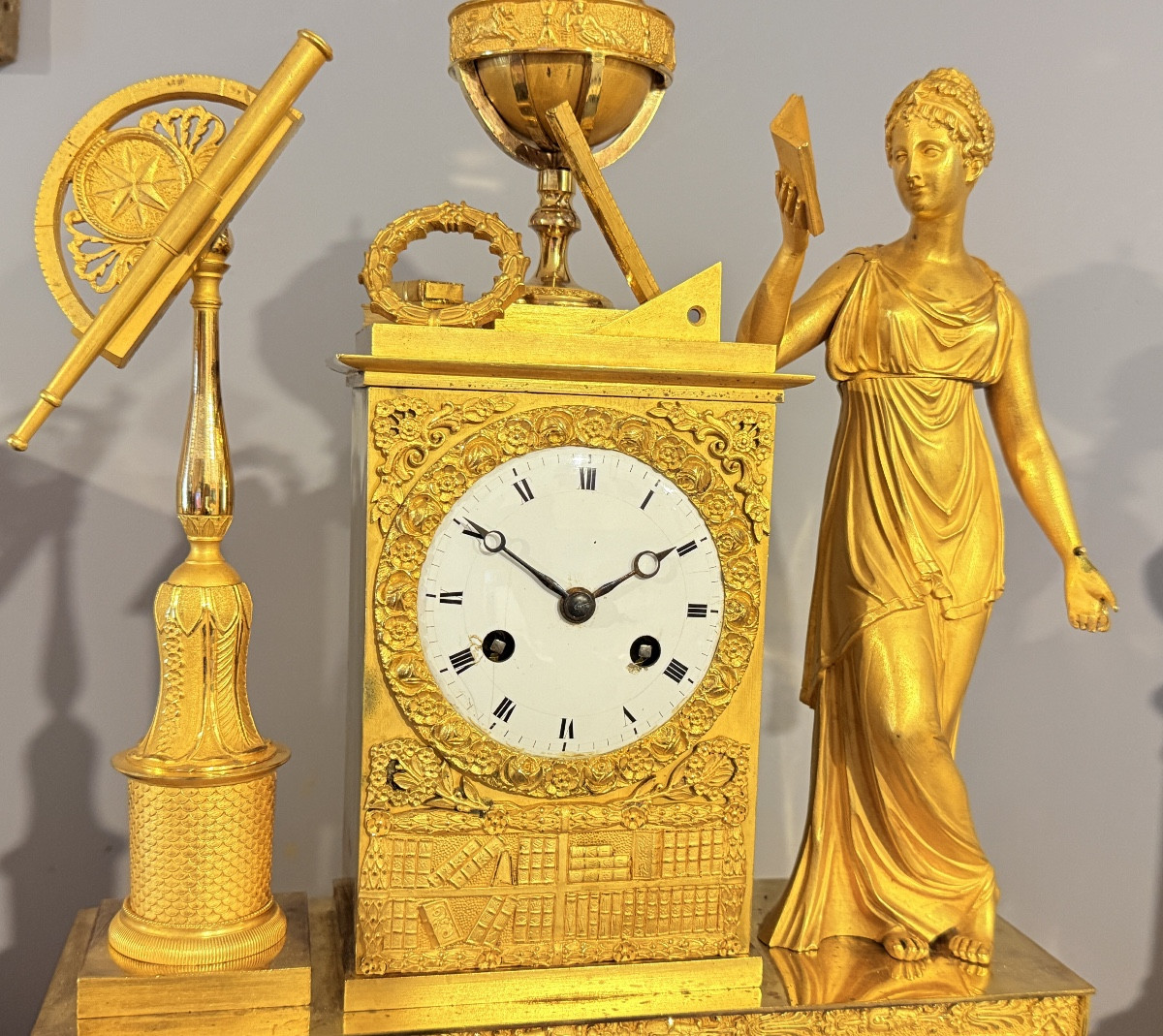 Pendule En Bronze Doré , Époque EMPIRE vers 1815 -photo-4