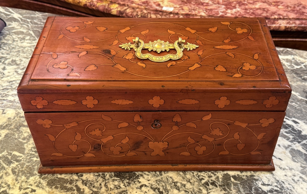 Coffret en Marqueterie de Fleurs , Époque XVIIIe Siècle -photo-3