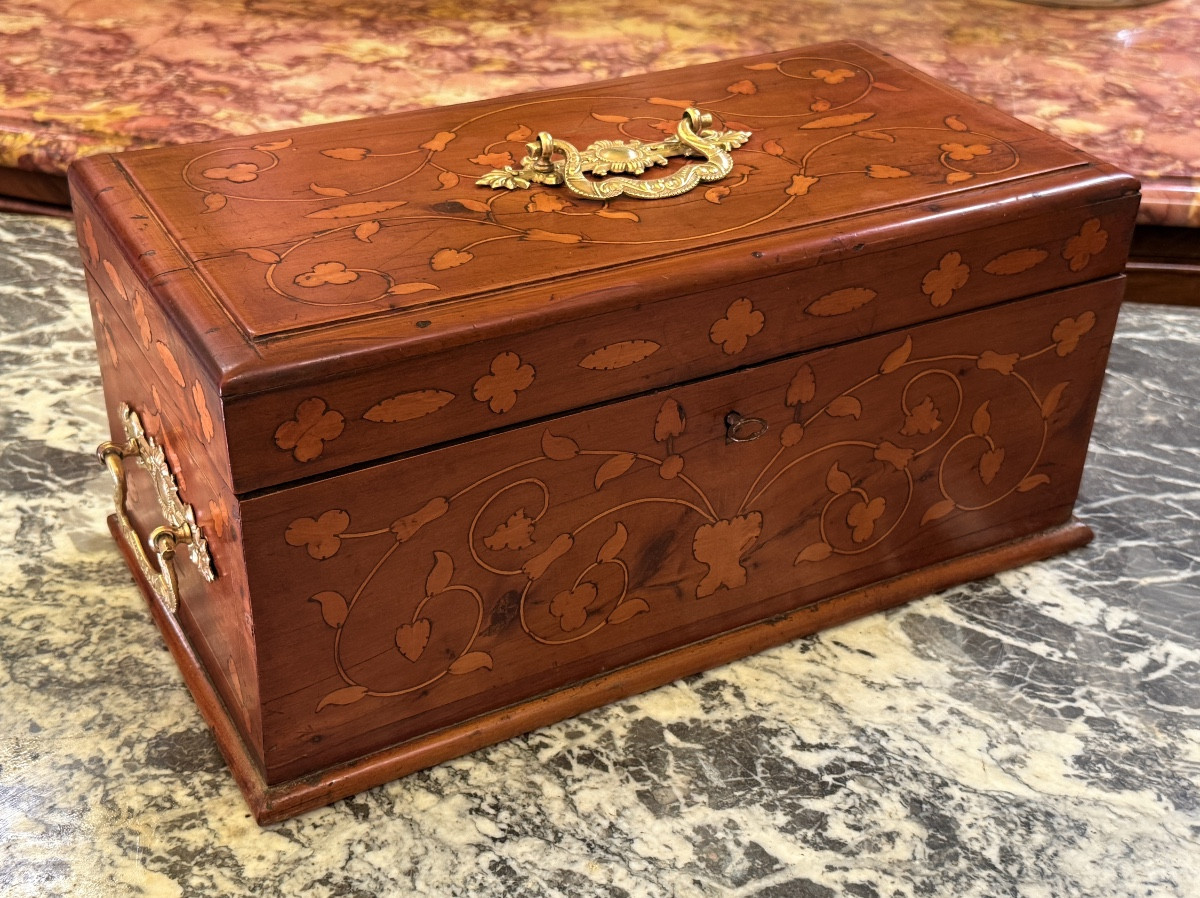 Coffret en Marqueterie de Fleurs , Époque XVIIIe Siècle -photo-4