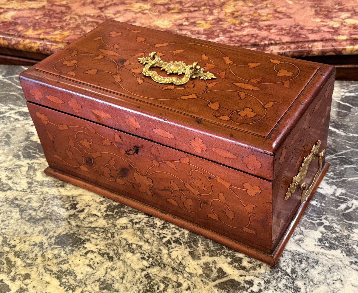 Coffret en Marqueterie de Fleurs , Époque XVIIIe Siècle -photo-5