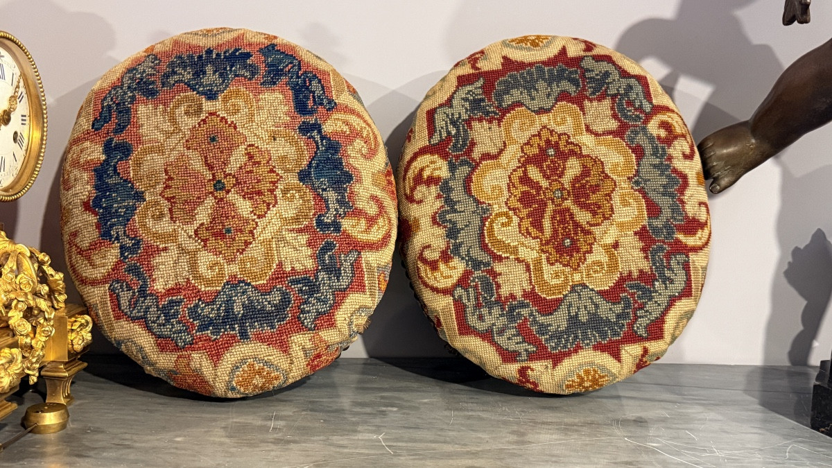 Paire de Tabourets Louis XV , Époque XVIIIe Siècle -photo-2