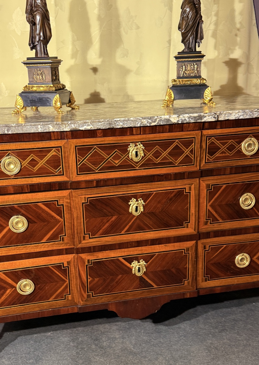 Central Chest Of Drawers Transition Period, 18th Century-photo-3