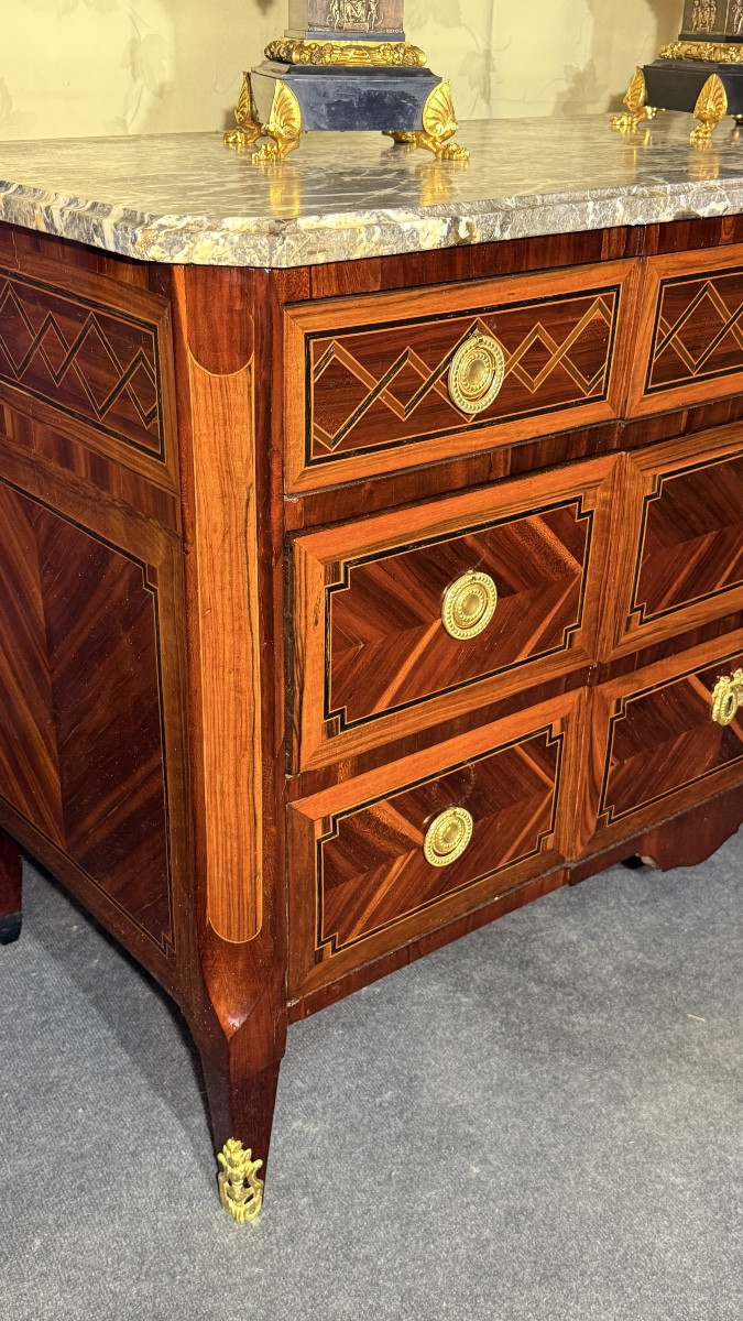 Central Chest Of Drawers Transition Period, 18th Century-photo-4